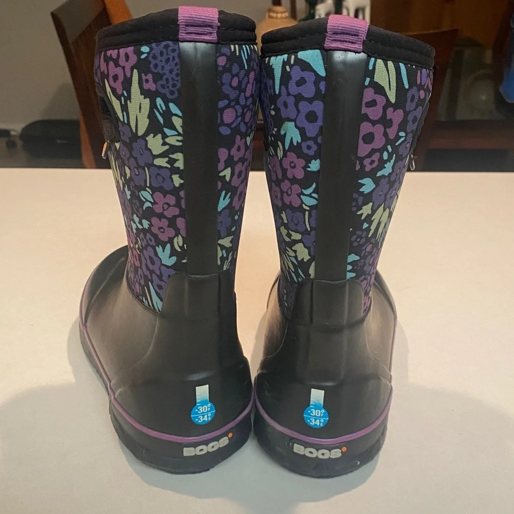 BOGS CLASSIC WEATHER RAIN BOOTS BLACK PURPLE FLOWERS BIG KIDS SZ 4 EU 37